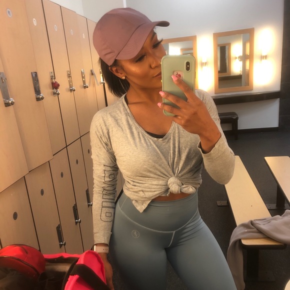 Meet your Posher, Kelli - Picture 1 of 6